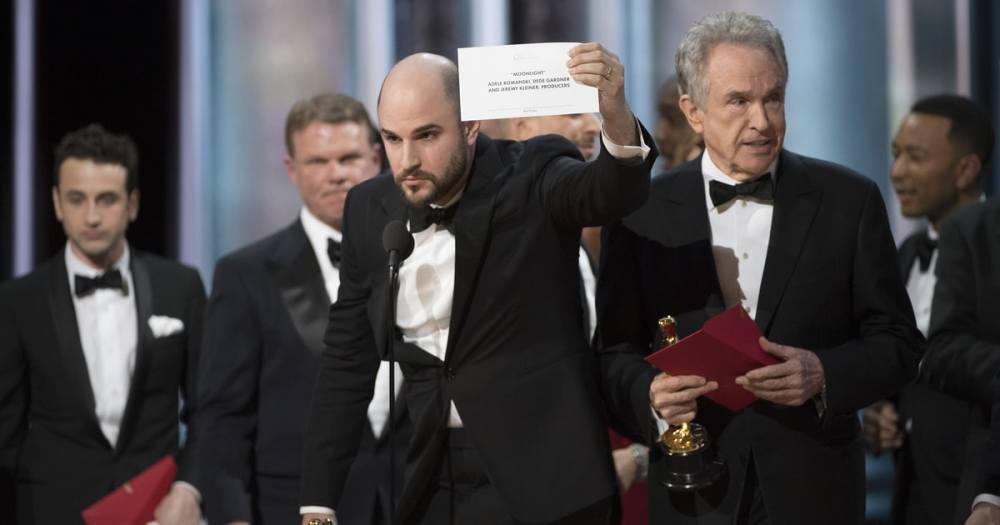 jordan-horowitz-la-la-land-producer-talks-mistake-oscars-152251c0-7941-4362-870a-e5fb5f10e7f0.jpg