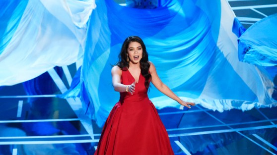 moana-performance-oscars.jpg