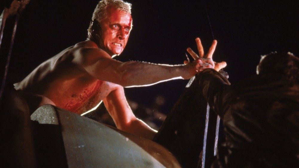 Blade Runner (1982) - Roy Batty saves Deckard from falling